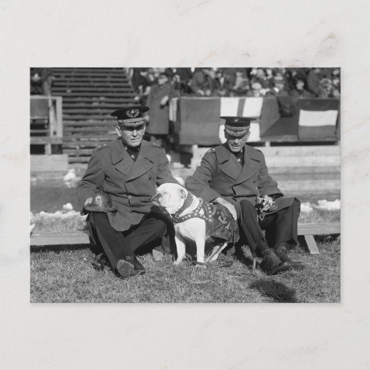 Een beetje lager alsjeblieft, 1920's briefkaart (Voorkant)