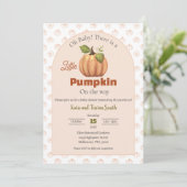 Een beetje pompoen is onderweg Baby shower Kaart (Staand voorkant)