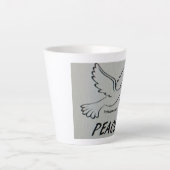 Een beker met vredesduif en schriftuur latte mok (Voorkant)
