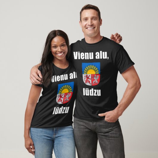 Een biertje alsjeblieft in het Lets Grappig Letlan T-shirt (Unisex)