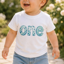 Eén blauwe baby t-shirt met patroon voor 1e verjaa