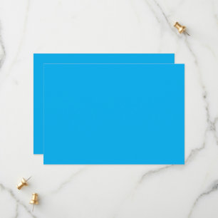 Een blauwe lucht met een vliegtuig save the date