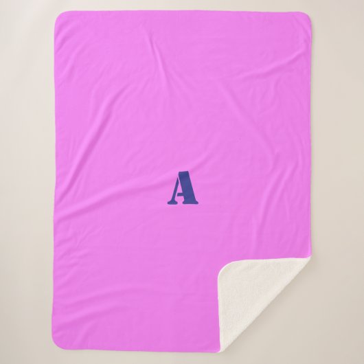 Een blauwe monogram roze deken (Voorkant)