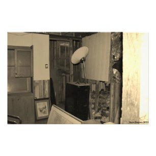 Een blik binnen een oud gebouw foto afdruk