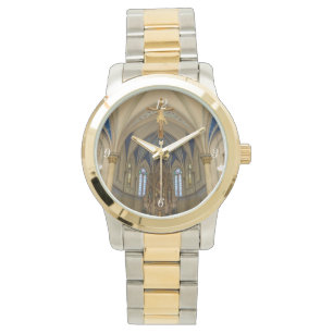Een blik op St Peter Altar Horloge