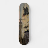 Een Boat Ashore, Honfleur Skateboard (Voorkant)