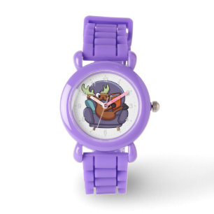 Een boek lezen op een bank Achterkleur kiezen Horloge