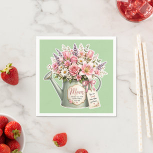 Een boeket bloemen in een gietkan voor mama servet