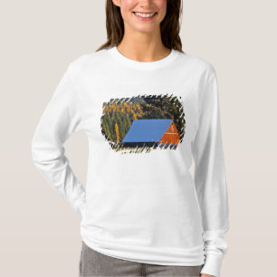 Een boerderij rode schuur gebouwd in 1911 nabij Tr T-shirt