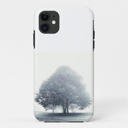Een boom in mist Case-Mate iPhone case (Achterkant)