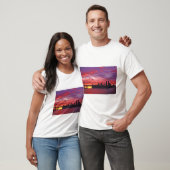 Een briljante zonsondergang, Silhouette van de ond T-shirt (Unisex)