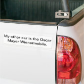 een bumpersticker (Op Truck)