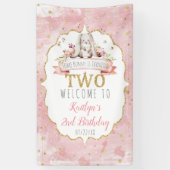 Een Bunny draait twee 2e verjaardag Spandoek (Verticaal)