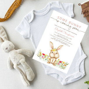 Een Bunny komt binnenkort een baby shower meisje. Kaart