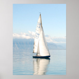 Een Calm Mirror-achtige baai van Zee Poster