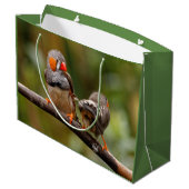 Een Cheeky Pair van Zebra Finches Large Cadeautasje (Achterkant Gekanteld)