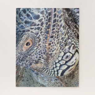 Een close-up van de kop van een groene leguaan. Ui Legpuzzel