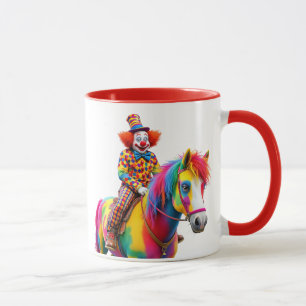 Een clown met rieten brengt een veelkleurig paard. mok