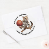 Een coole kat die dol is op het spelen van Bas-cat Ronde Sticker (Envelop)