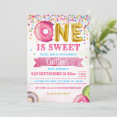 Een daarvan is Sweet Donut eerste verjaardag Confe Kaart (Staand voorkant)