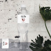 Eén dag verwijderd Hart Foto Proefhuwelijksdiner Waterfles Etiket