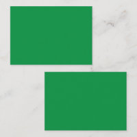 Een dicht, weelderig bos gevuld met levendige groe