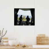 Een doos humanitaire goederen poster (Keuken)