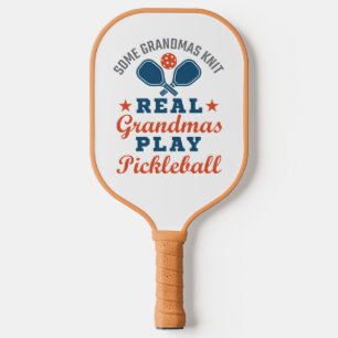 Een echte oma Knit Real Grandmas Play Pickleball Paddle