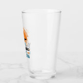 Een echte oma's die er zijn glas (Links)