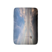 Een eenzame zeilboot op de kalm wateren van Salton Badmat (Voorkant Verticaal)