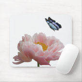 een etheral bezoekt een grote roze pony muismat (Met muis)