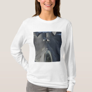 Een F-22 Raptor beweegt zich in positie om f te on T-shirt