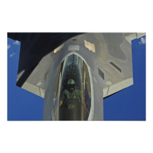 Een F-22 Raptor ontvangt brandstof van een KC-135 Foto Afdruk