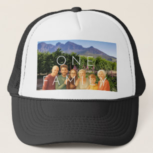 Eén Familie Retro Vintage Hoogland Berg Landschap Trucker Pet
