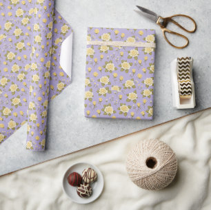 Een Fantasievolle Kleine Gele En Witte Rozen Cadeaupapier