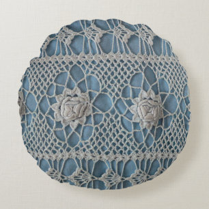 Een fragment van een breed lijftussenvoegsel bevat rond kussen