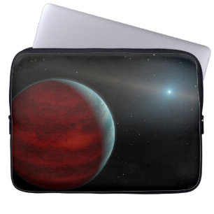 Een gasreus rond een witte dwergster. laptop sleeve