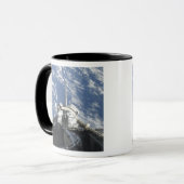Een gedeeltelijk uitzicht van Space Shuttle Atlant Mok (Voorkant links)