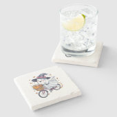 Een geest die op een fiets rijdt stenen onderzetter (Zijkant)