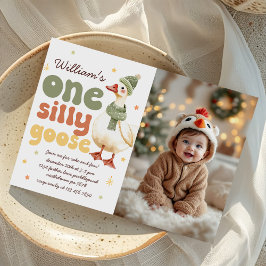 Een Gekke Goose Christmas Green 1st Birthday Foto Kaart