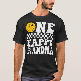 Een Gelukkige Gast 1e Verjaardag Een Cool Oma Fami T-shirt