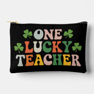 Een gelukkige leraar die retro St. Patrick's Day l Etui