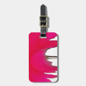 Een geweldige Rode roos onder de witte hemel. Bagagelabel (Voorkant verticaal)