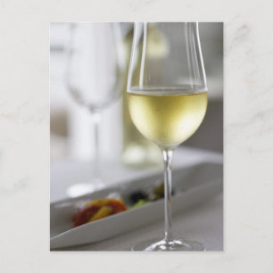 Een glas witte wijn 2 briefkaart