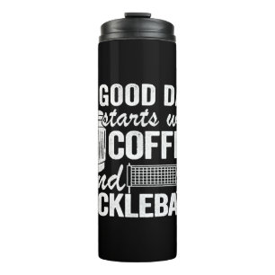 Een goede dag begint met koffie en pickleball thermosbeker