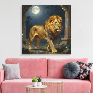 Een Gouden Leeuw Wandelend onder het Maanlicht  Canvas Afdruk