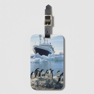 Een groep pinguïns die op een valkuil staan bagagelabel