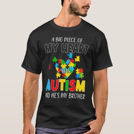 Een groot stuk van mijn hart heeft autisme en hij t-shirt (Voorkant)
