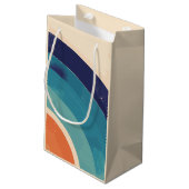 Een Groovy Babe Retro Daisy 1e Verjaardag Klein Cadeauzakje (Achterkant Gekanteld)