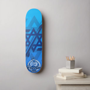 Een haan genaamd Steve keek over de grens met Gaza Skateboard